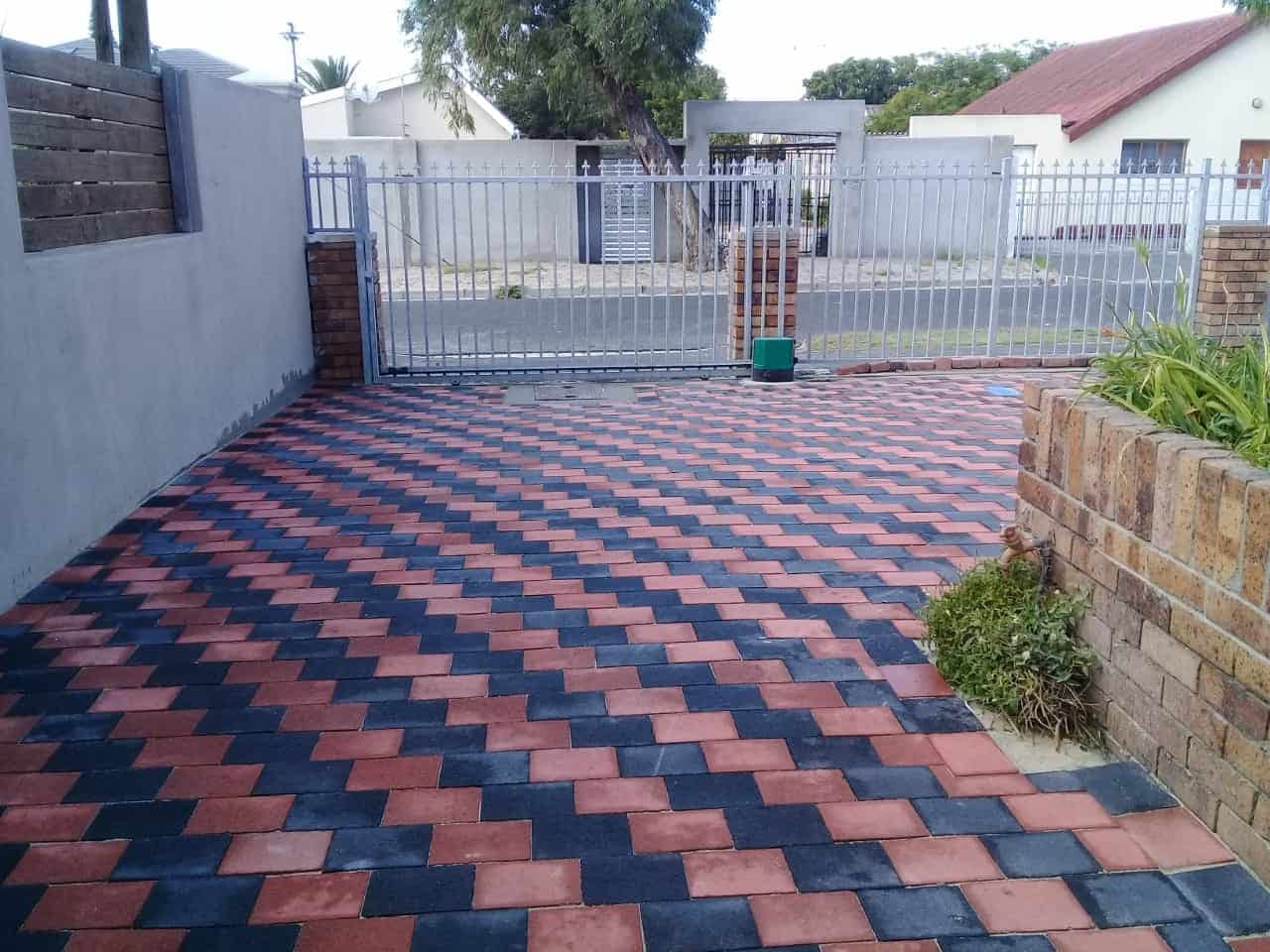 Charcoal-_-Tan-Econo-Paver